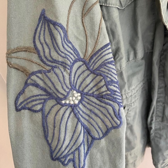 Fall jacket - Picture 3 of 7